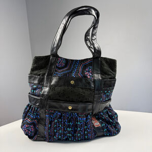 O'Neill Black and Blue Floral Shoulder Tote Bag medium size lace detail